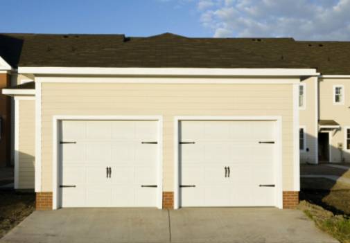 Mejora tu hogar: aislamiento de la puerta del garaje y sellado a prueba de clima DIY