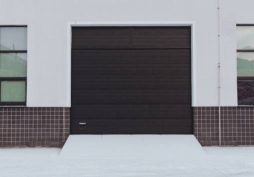 Tendencias innovadoras de personalización de puertas de garaje que debes intentar