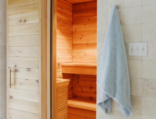 Descubre el antiguo ritual de la sauna tradicional en tu hogar
